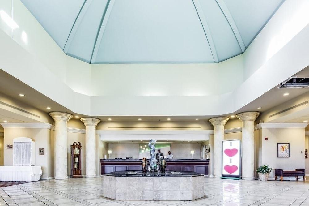 Lynchburg Grand Hotel Exterior photo